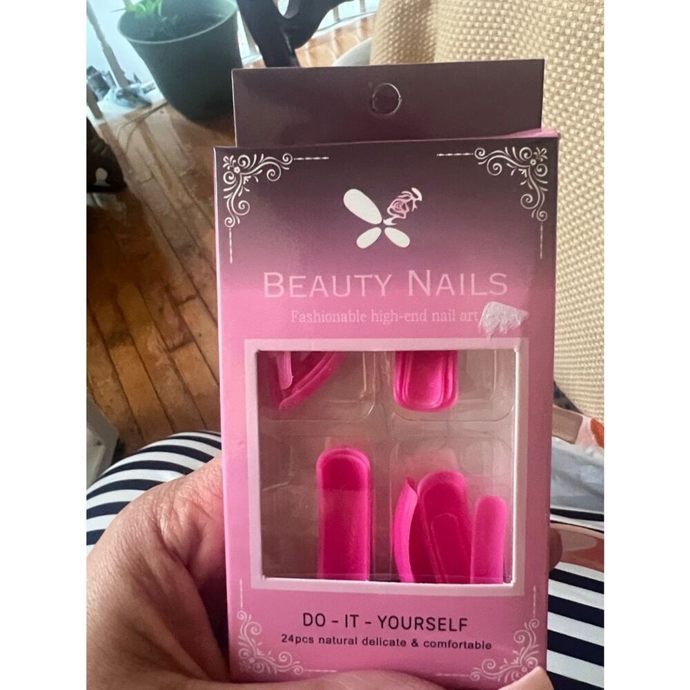 Beauty Nails Pink Do-It-Yourself Press-On Nails